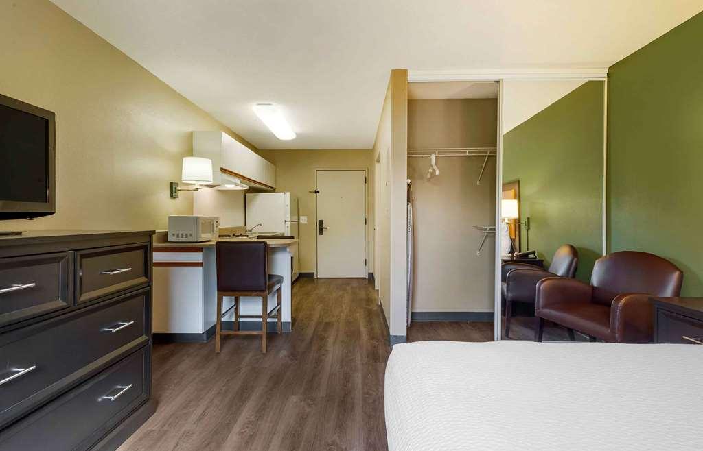 Extended Stay America Suites - Boston - Marlborough Room photo